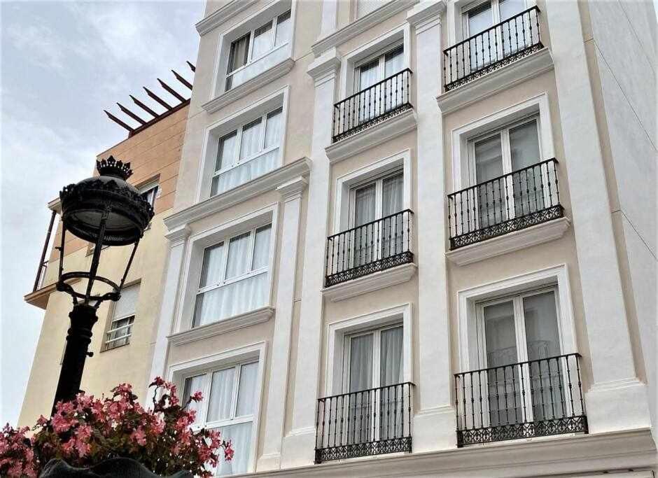XV Apartamentos Morales & Arnal Estepona Exterior photo